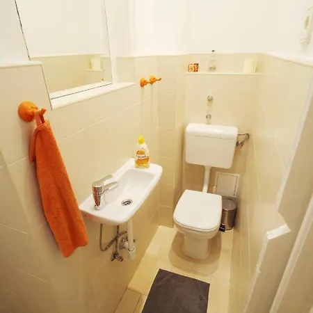 Apartamento Sunny With Balcony In Party District *