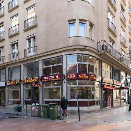 Apartament Sunny In Party District- Balcony- Ac